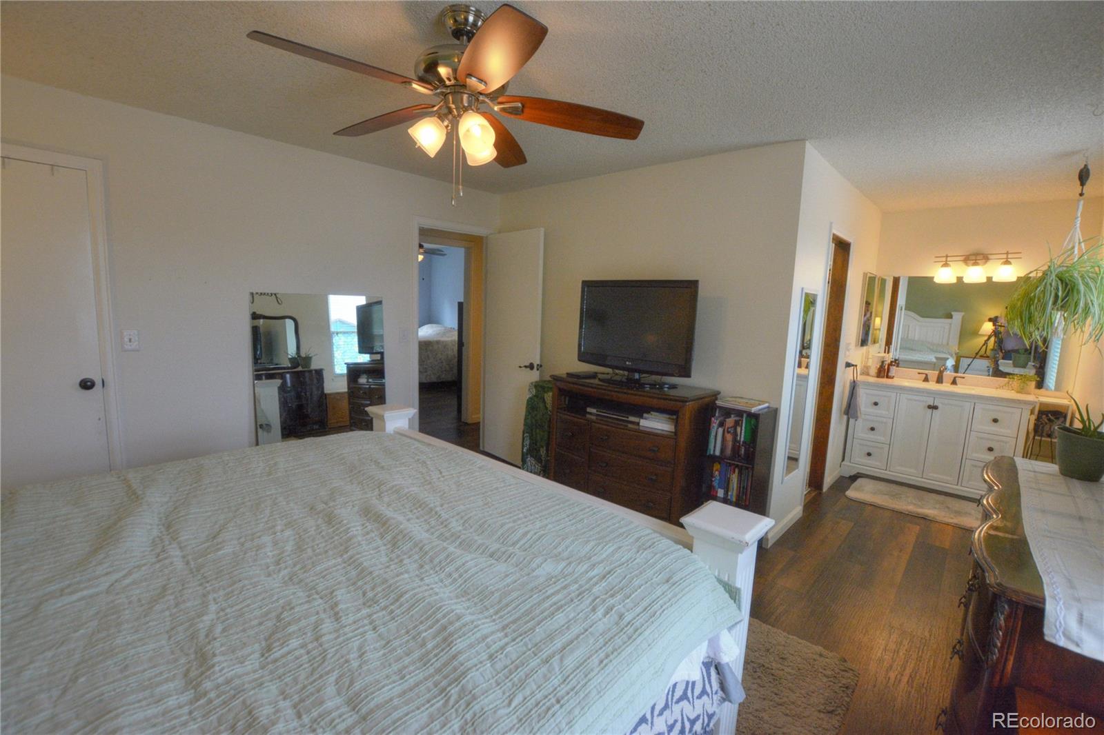 MLS Image #15 for 3135  zephyr drive,colorado springs, Colorado