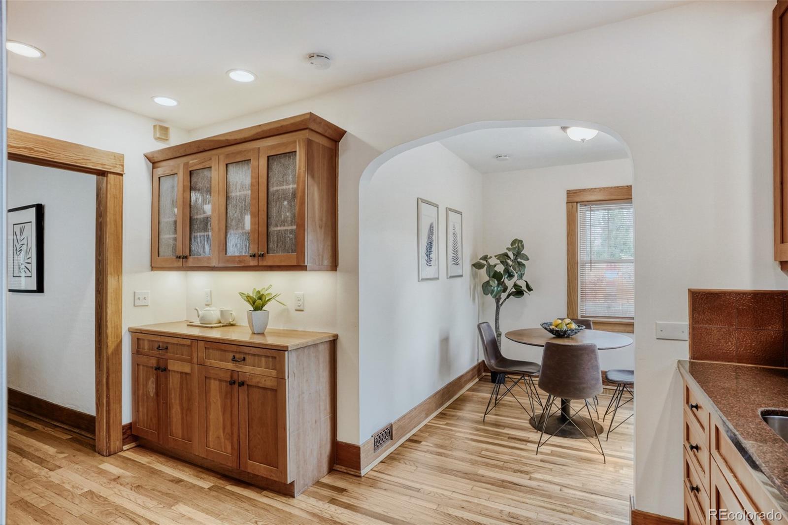 MLS Image #14 for 550 n ogden street,denver, Colorado