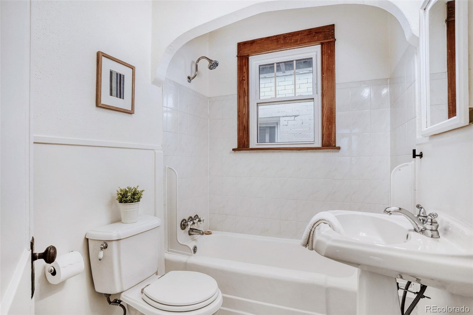 MLS Image #21 for 550 n ogden street,denver, Colorado