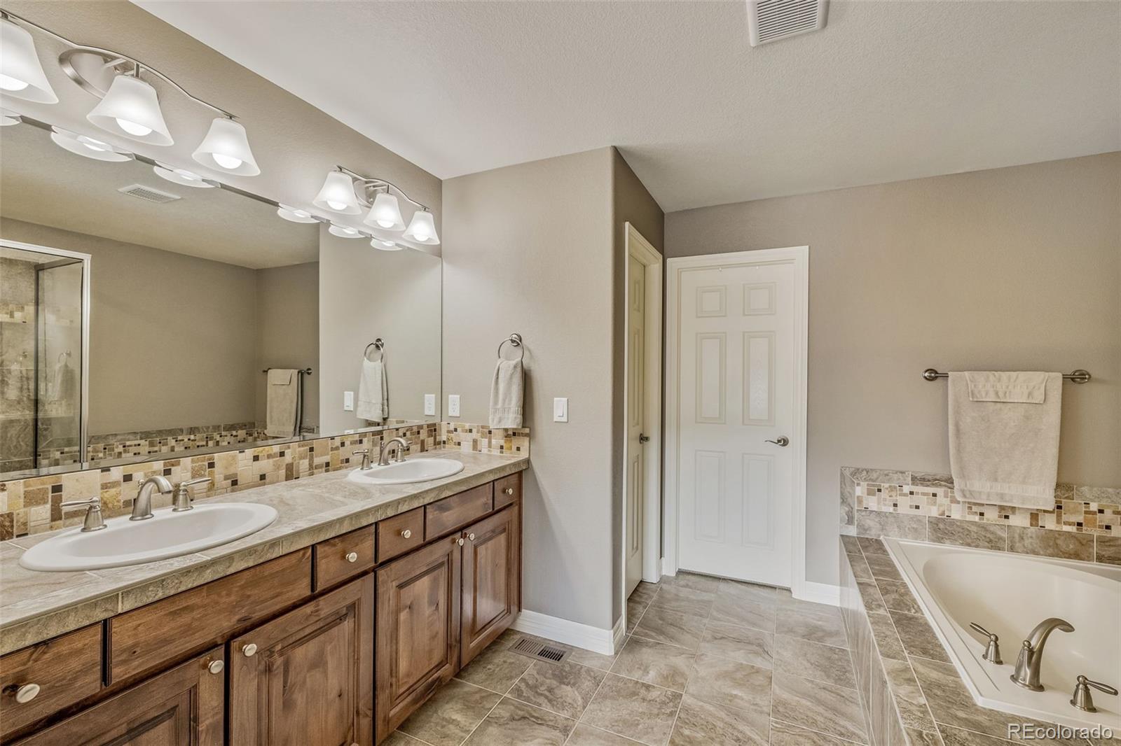 MLS Image #20 for 4740  raven run,broomfield, Colorado