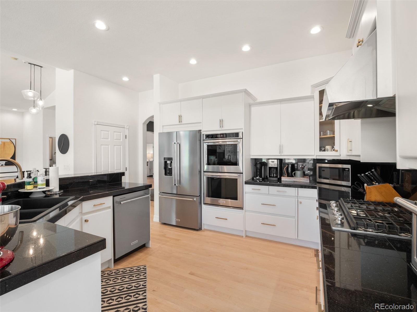 MLS Image #11 for 5386  tiger bend lane,morrison, Colorado