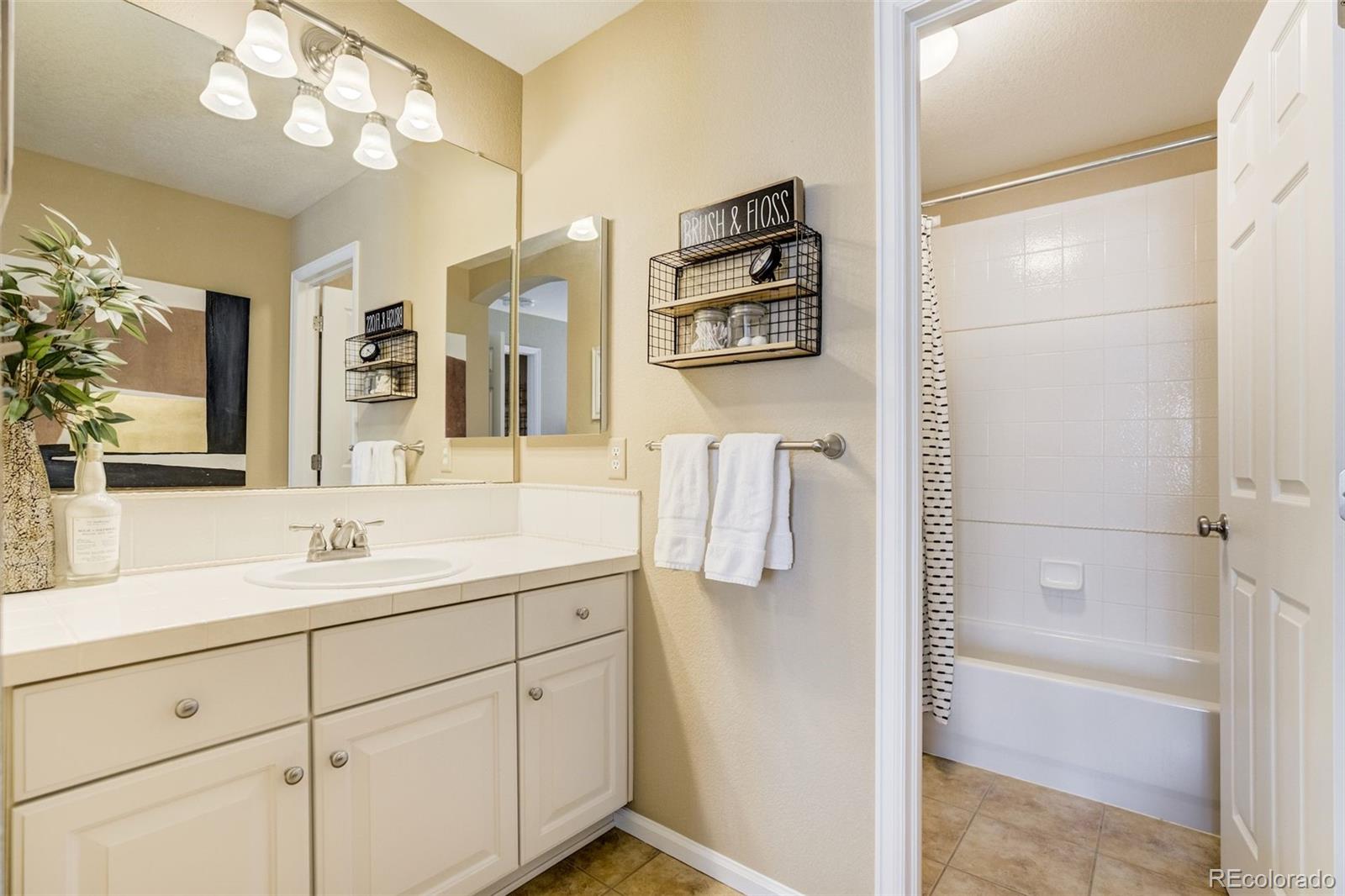 MLS Image #38 for 10311  sedge grass way,highlands ranch, Colorado