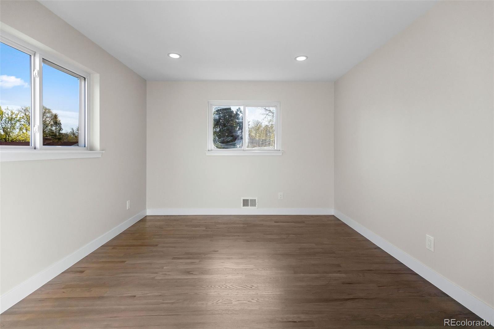 MLS Image #13 for 223  nome street,aurora, Colorado