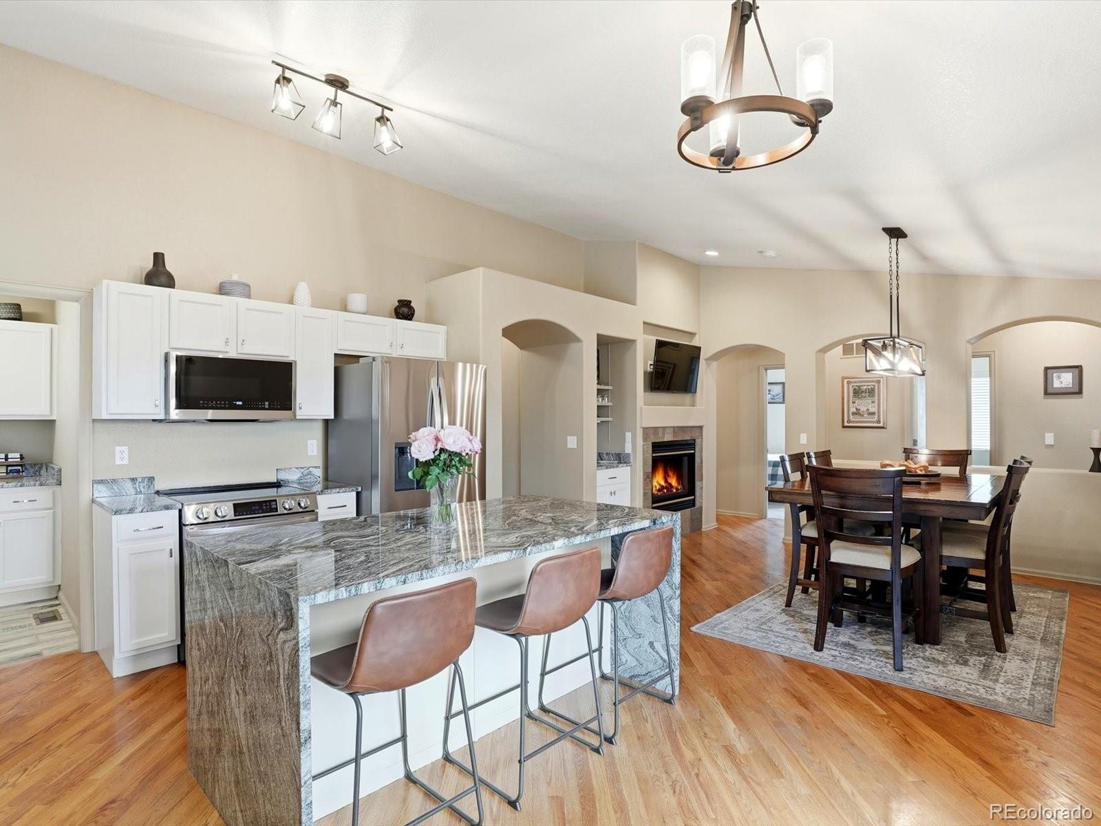 MLS Image #7 for 2136 e 98th avenue,thornton, Colorado