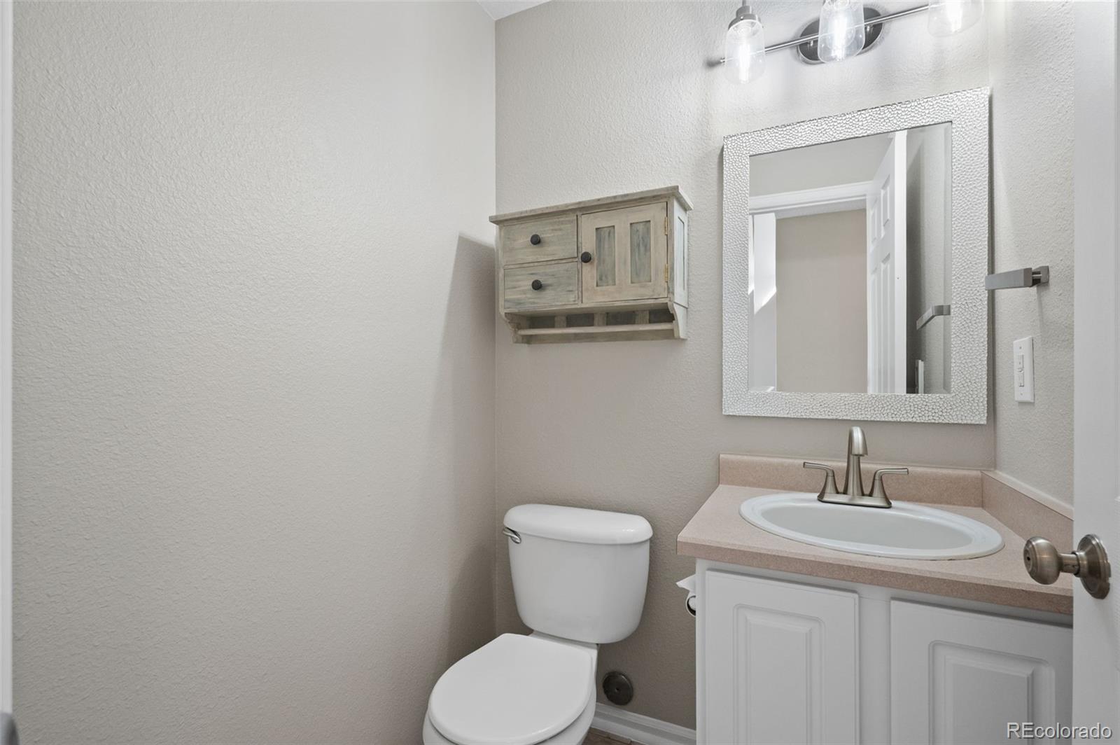 MLS Image #13 for 10054  kingston court,highlands ranch, Colorado