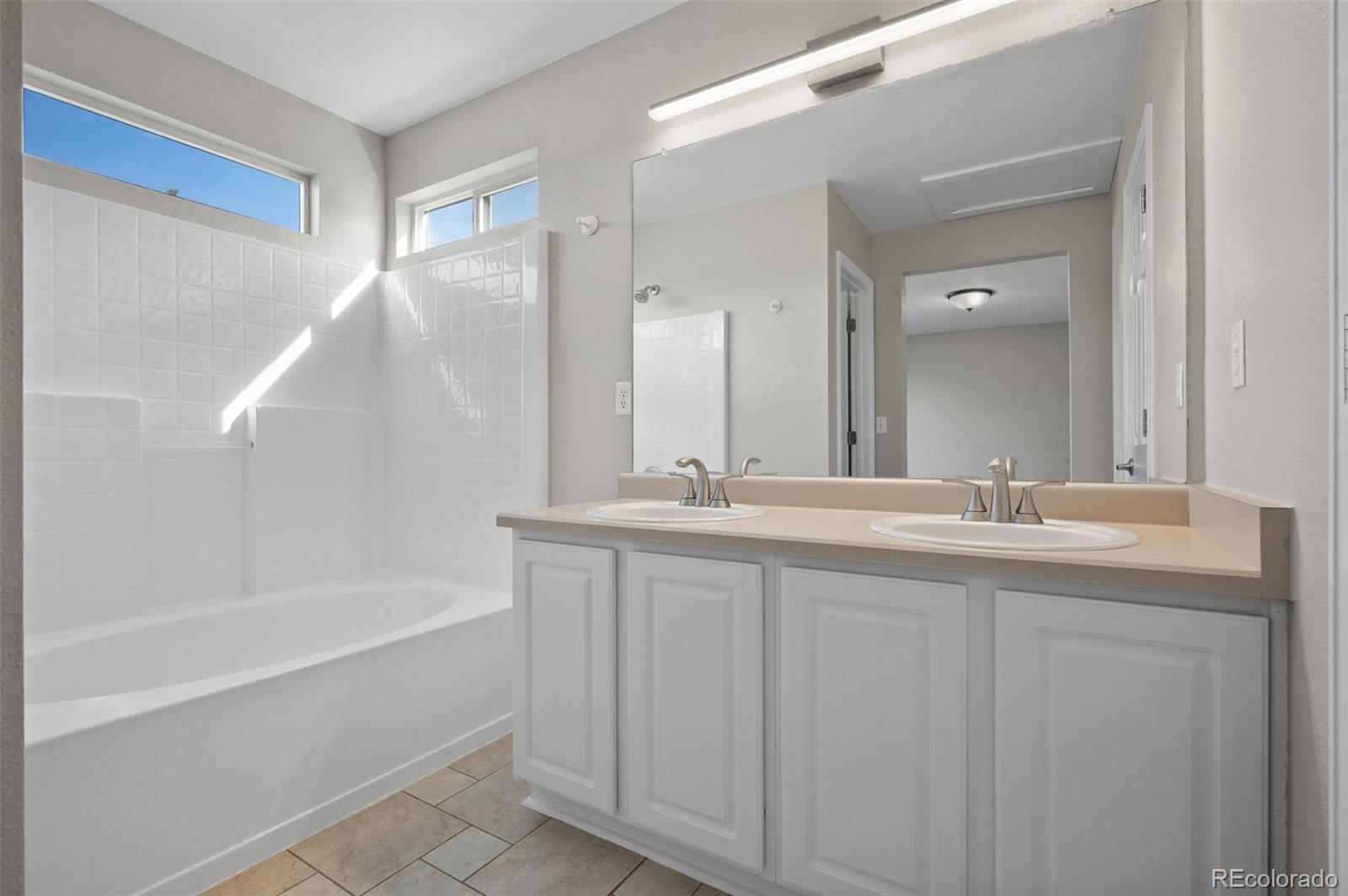 MLS Image #19 for 10054  kingston court,highlands ranch, Colorado