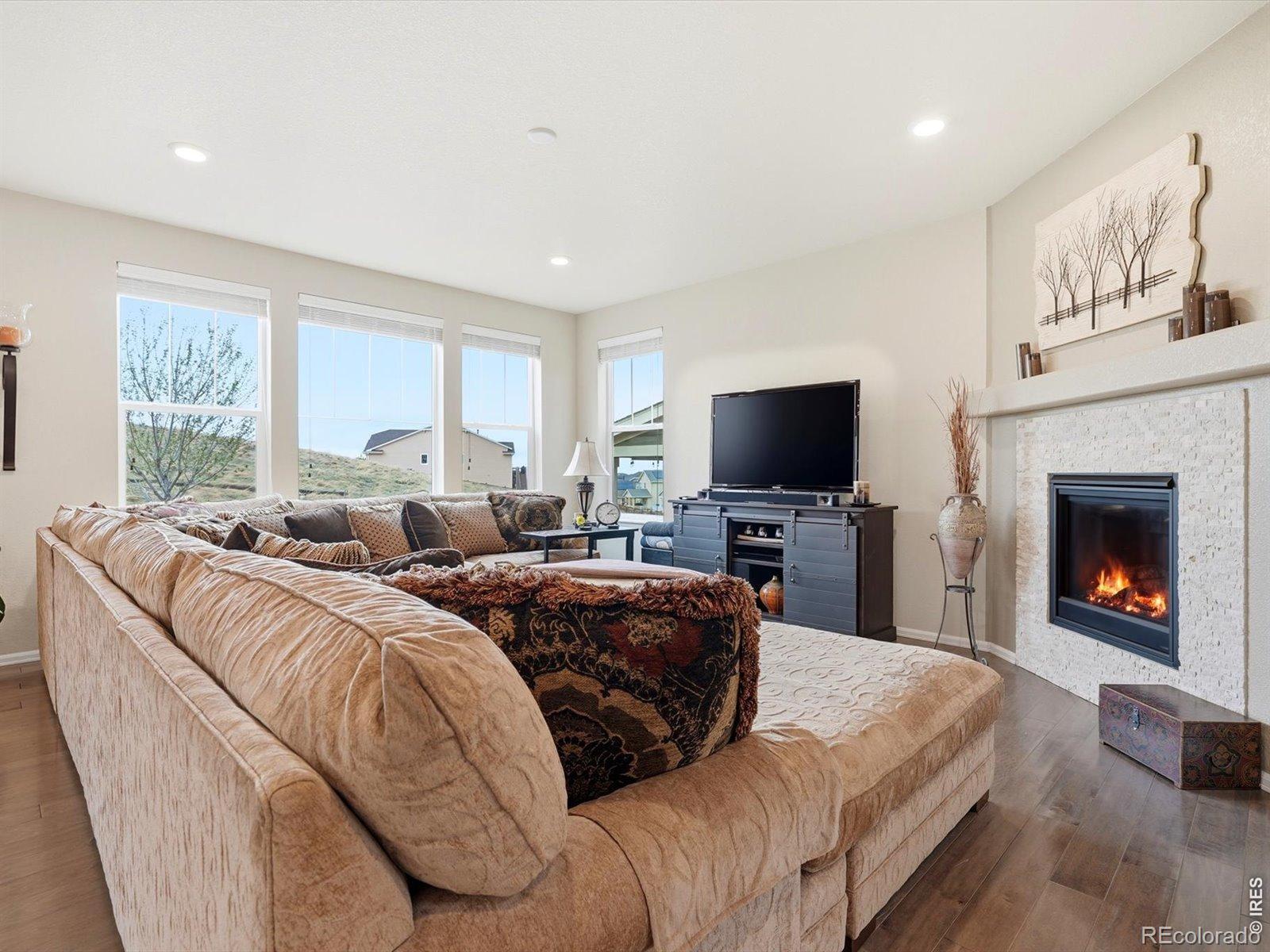 MLS Image #8 for 8508  eldora way,arvada, Colorado