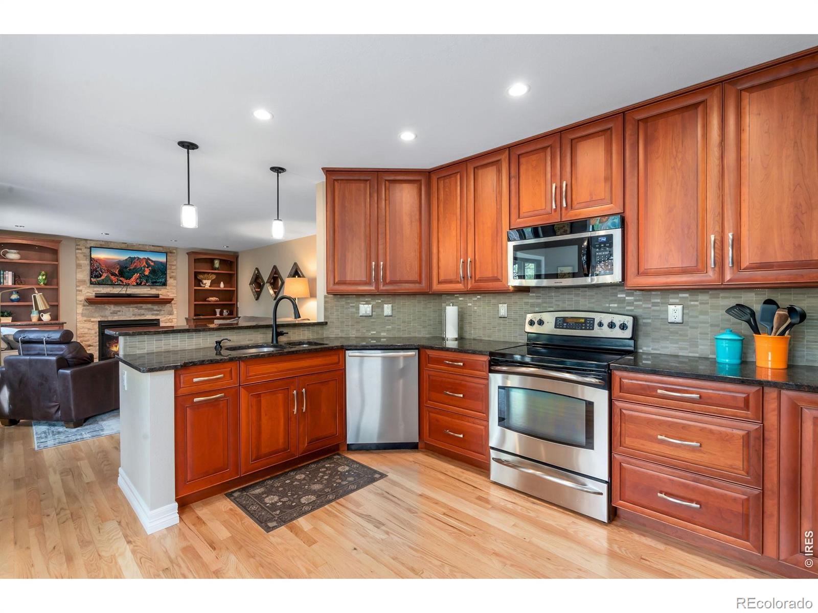 MLS Image #8 for 3507  oak hill court,fort collins, Colorado