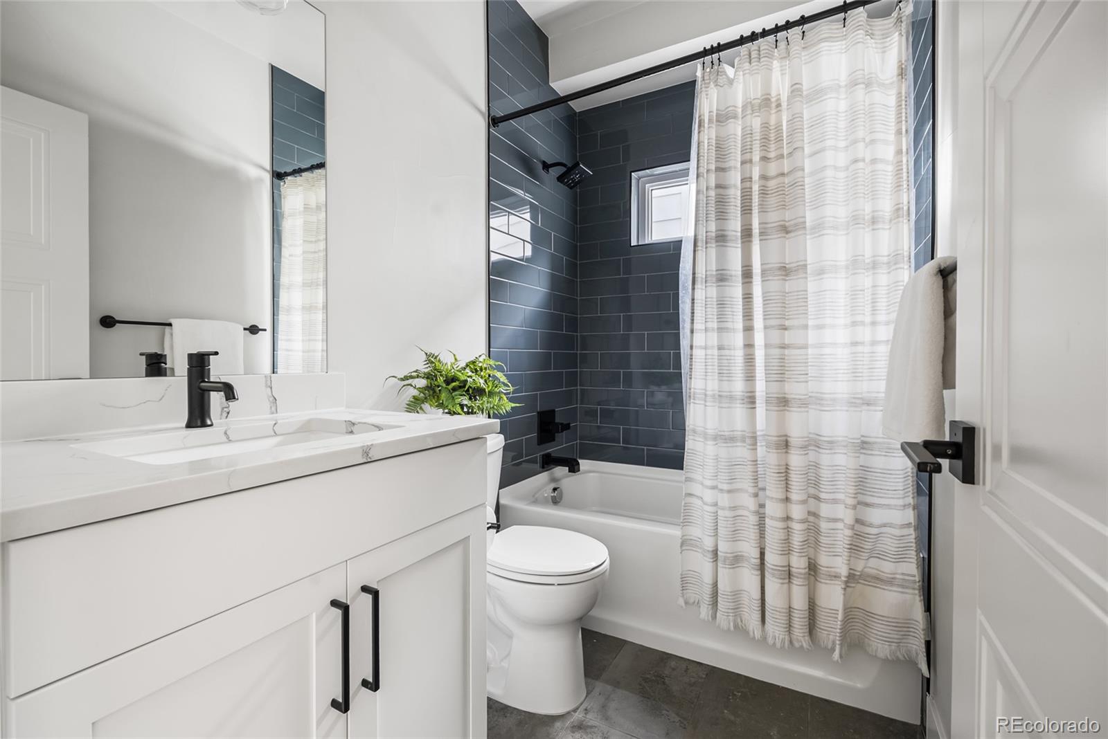 MLS Image #19 for 1242  newton street,denver, Colorado