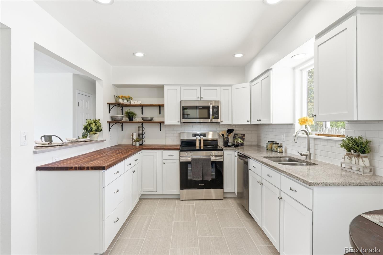 MLS Image #8 for 1618  centennial drive,longmont, Colorado