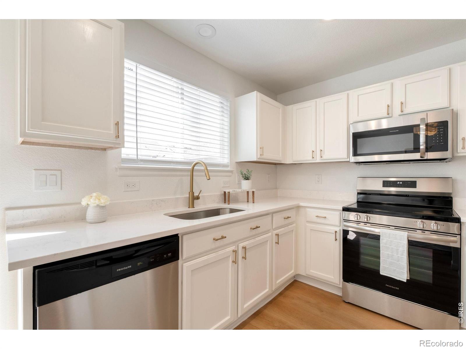 MLS Image #7 for 5761  ceylon street ,denver, Colorado