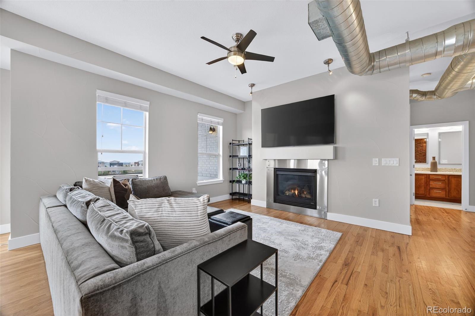 MLS Image #10 for 10111  inverness main street 302,englewood, Colorado