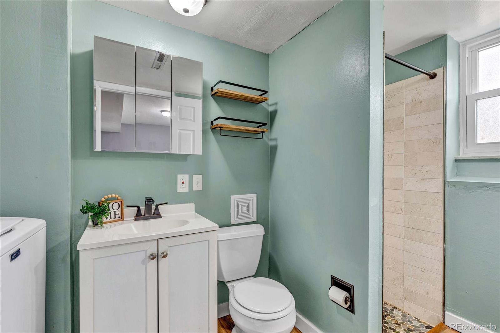 MLS Image #11 for 4035  sod house trail,colorado springs, Colorado