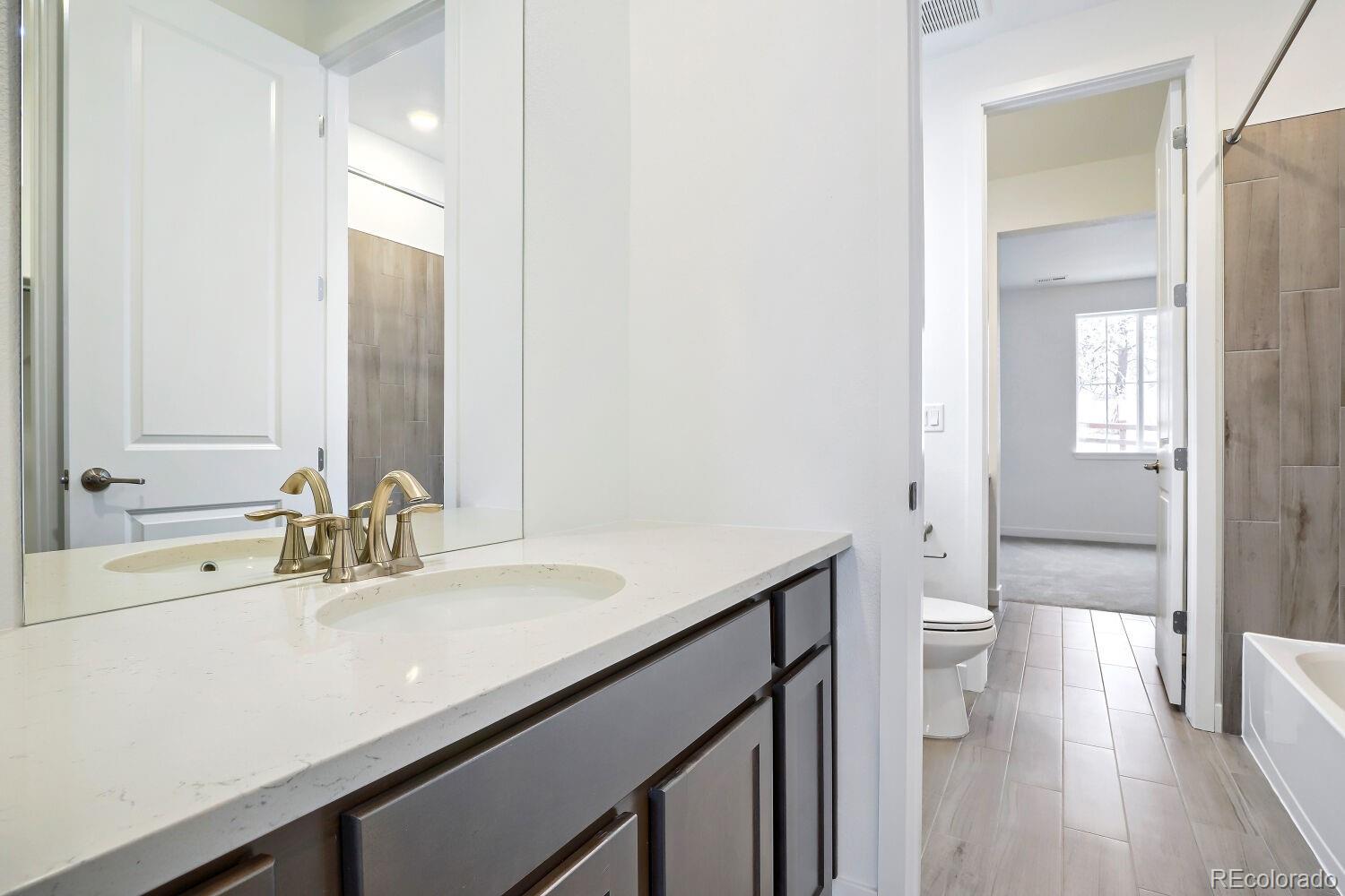 MLS Image #9 for 24704 e kettle court,aurora, Colorado