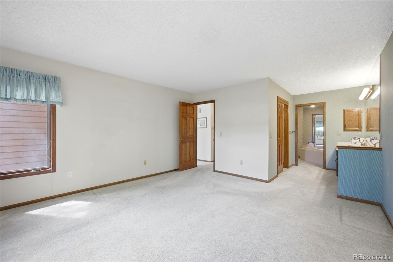 MLS Image #13 for 16066  double eagle drive,morrison, Colorado