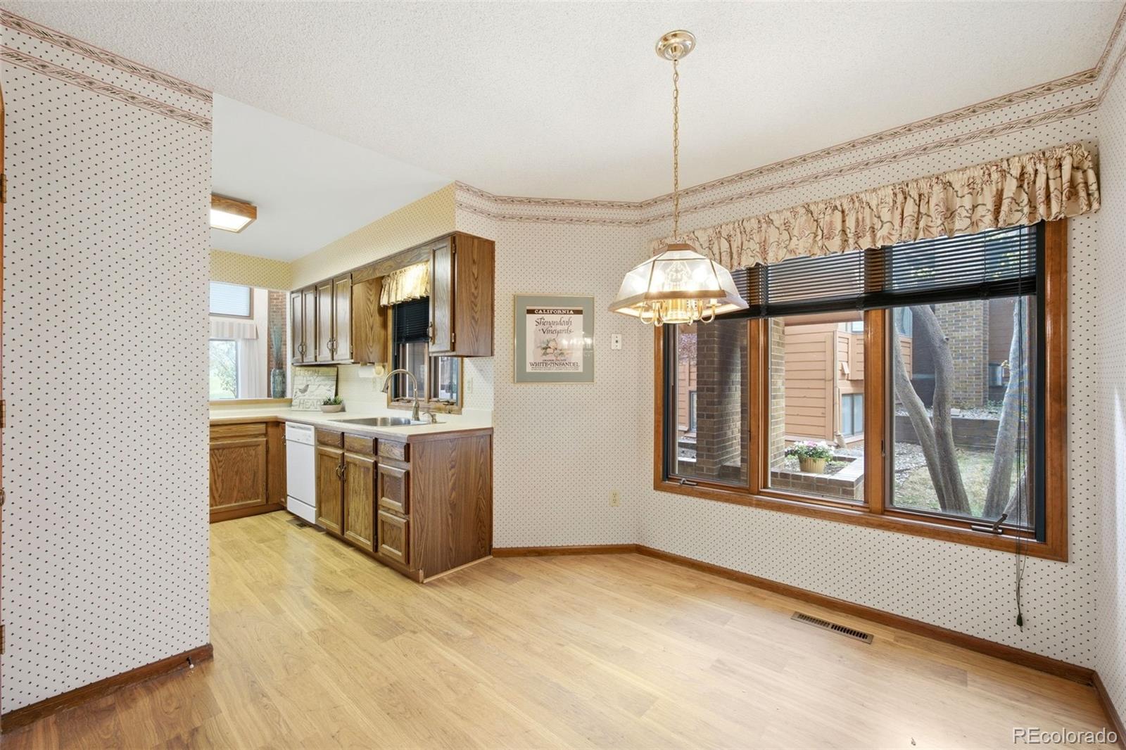 MLS Image #21 for 16066  double eagle drive,morrison, Colorado