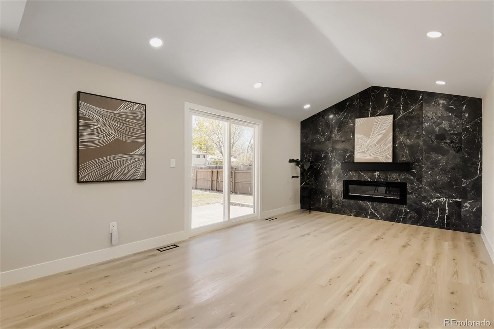 MLS Image #11 for 3158 s dayton court,denver, Colorado