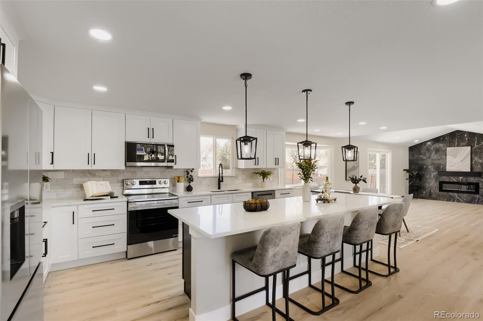 MLS Image #7 for 3158 s dayton court,denver, Colorado