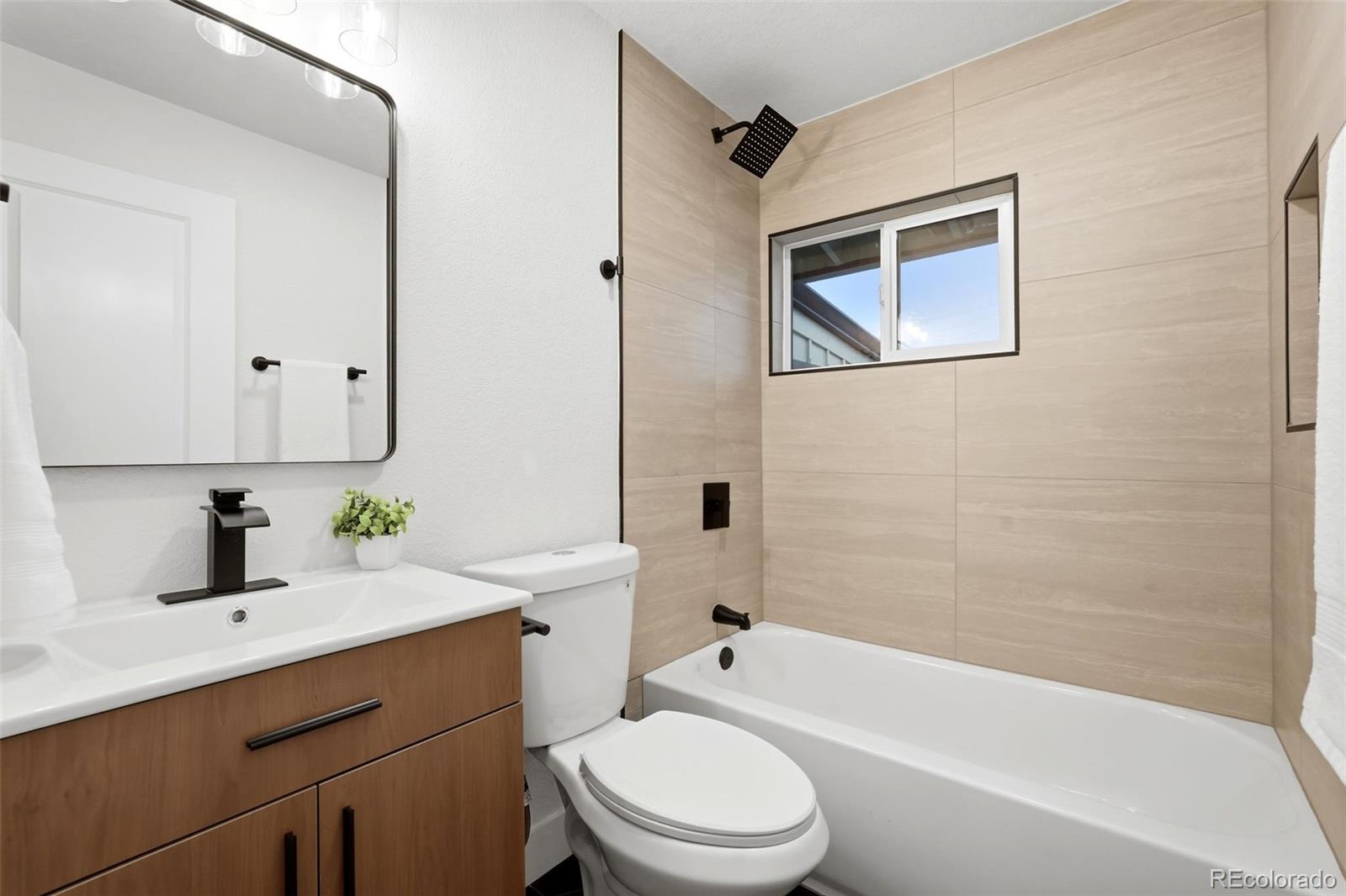 MLS Image #27 for 824 s quivas street,denver, Colorado