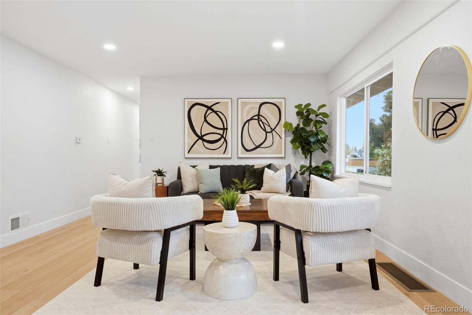 MLS Image #6 for 824 s quivas street,denver, Colorado