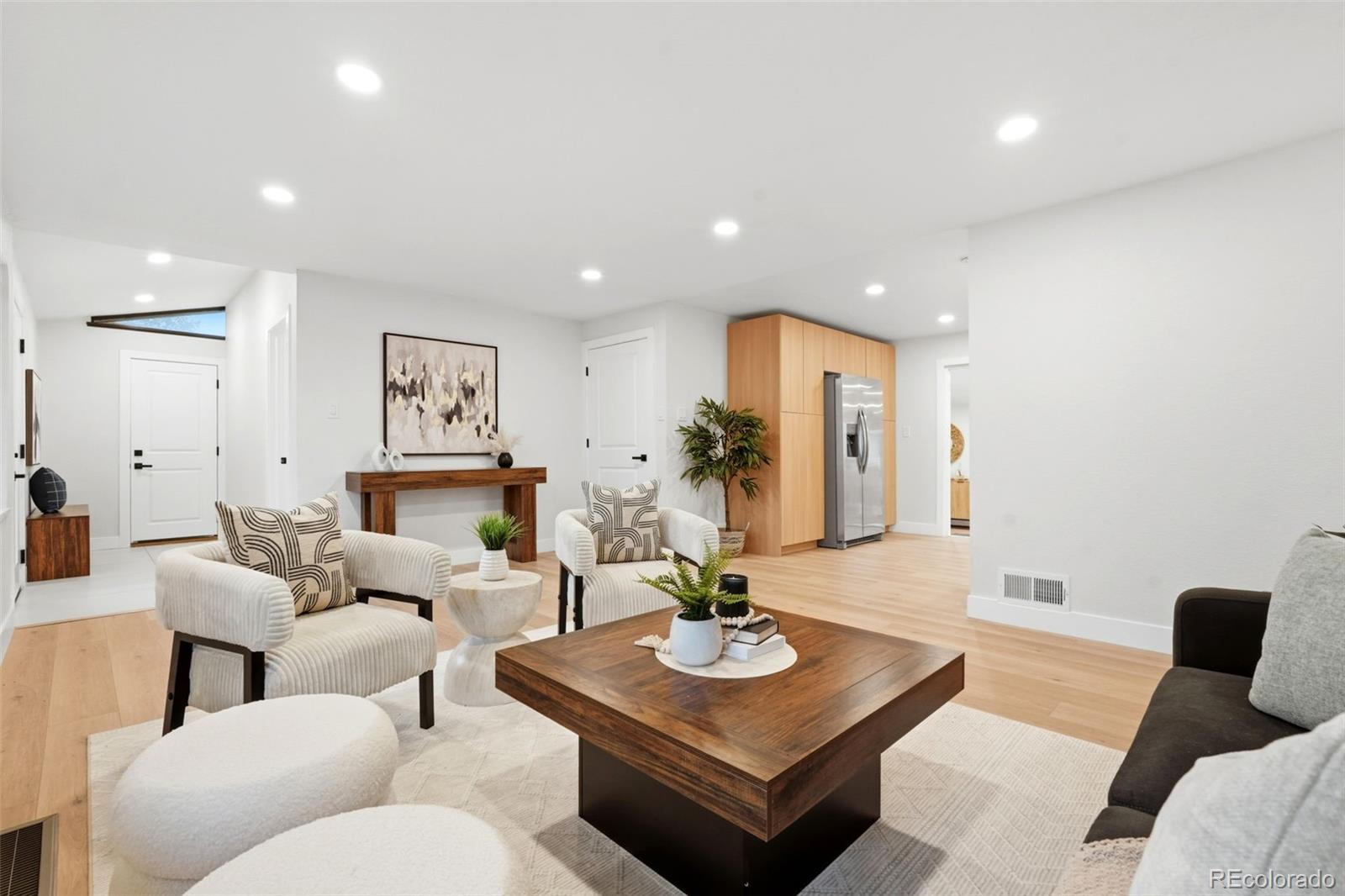 MLS Image #7 for 824 s quivas street,denver, Colorado