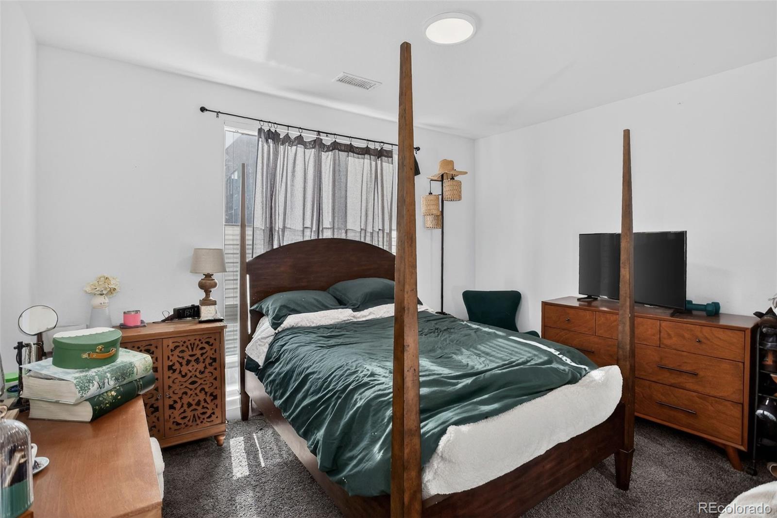 MLS Image #11 for 8475 e 36th avenue 221,denver, Colorado