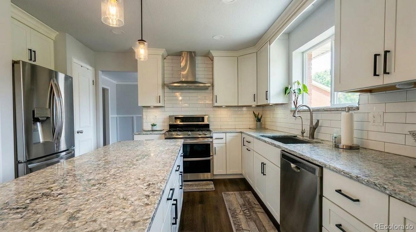 MLS Image #7 for 7751 s harrison circle,centennial, Colorado