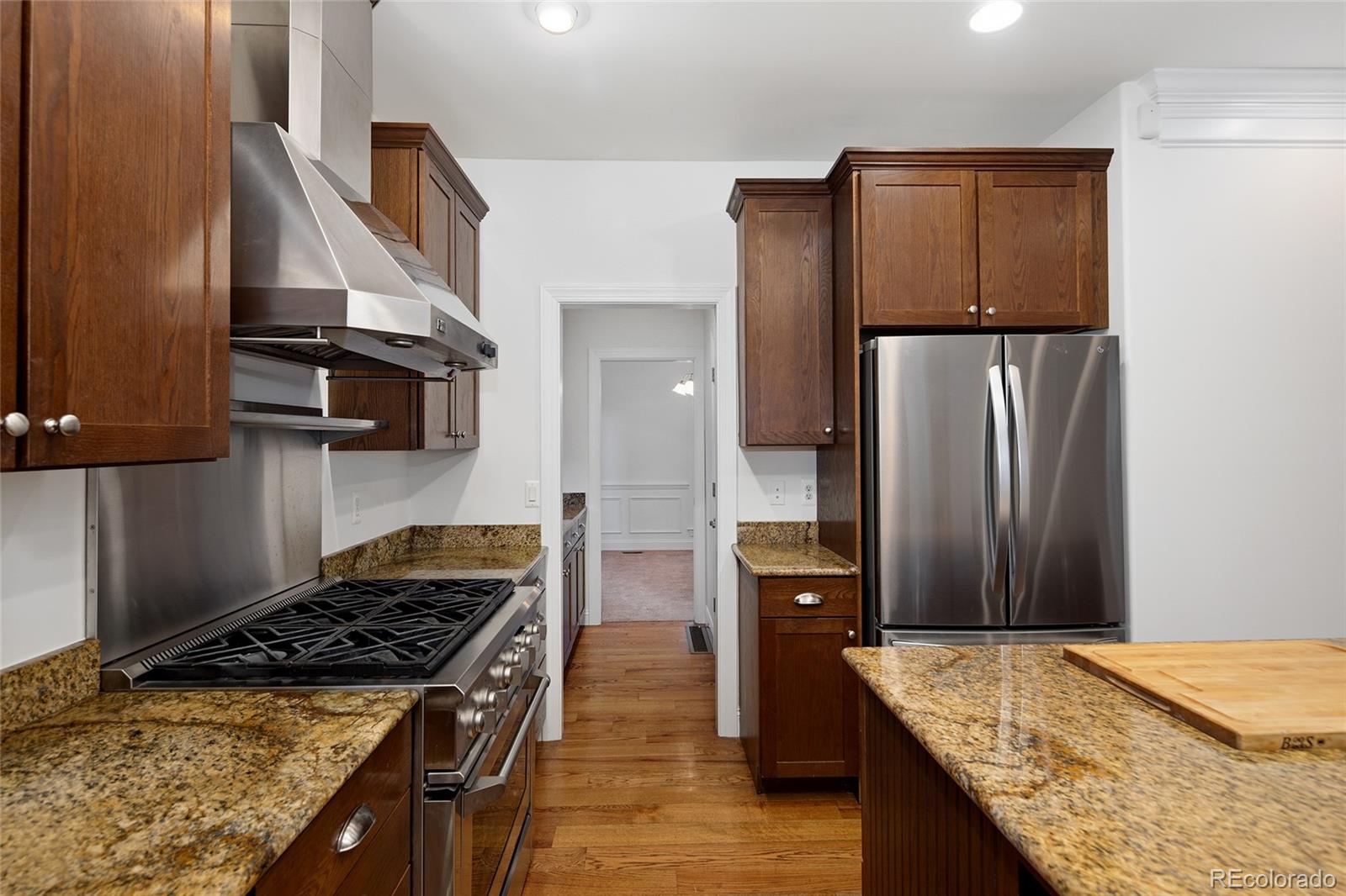 MLS Image #5 for 2701  clinton way,denver, Colorado