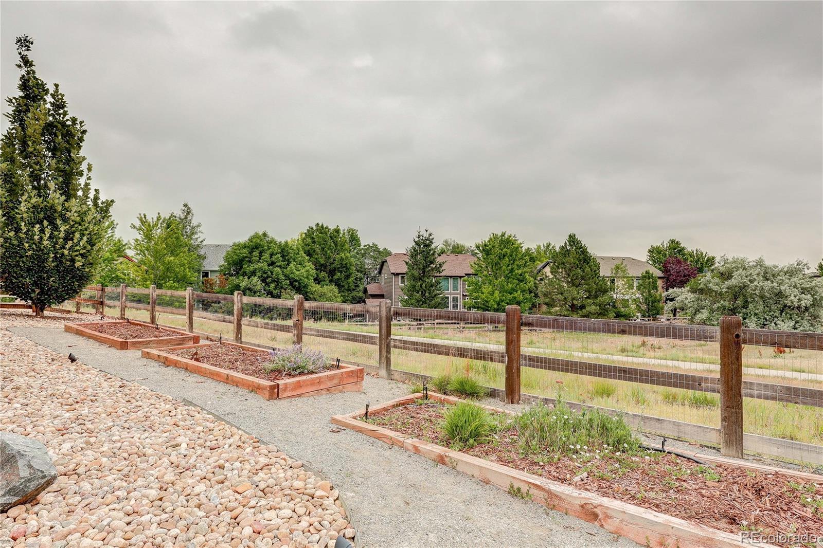 MLS Image #5 for 2246  front range court,erie, Colorado