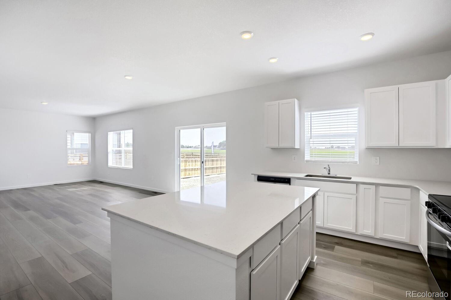 MLS Image #5 for 197  mia lane,johnstown, Colorado