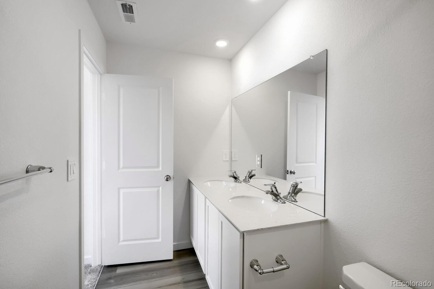 MLS Image #9 for 197  mia lane,johnstown, Colorado