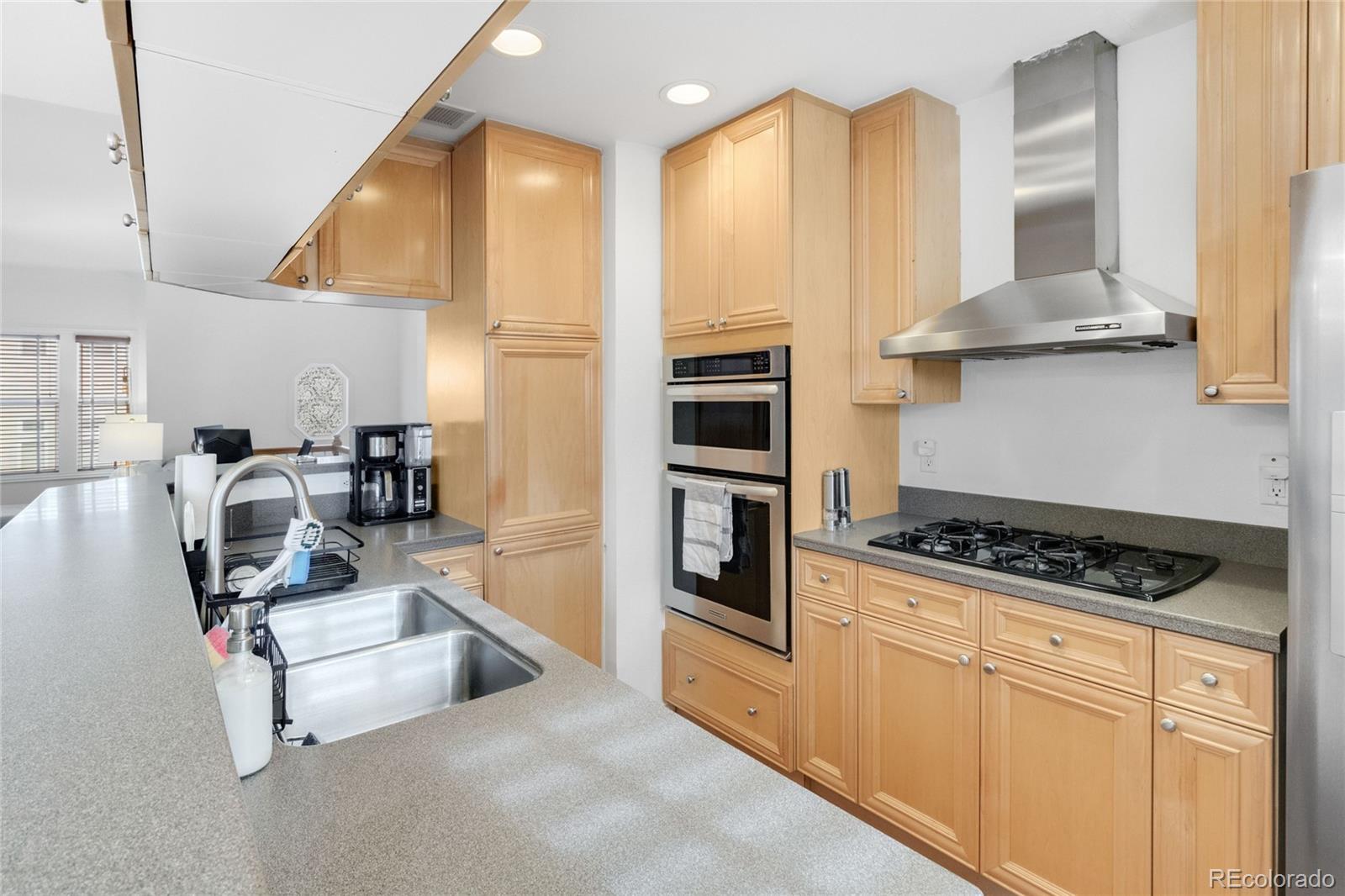 MLS Image #2 for 3725 e ellsworth avenue d,denver, Colorado