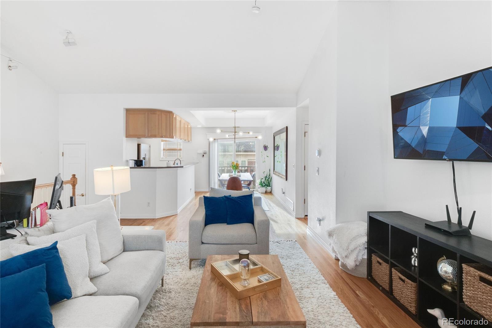 MLS Image #9 for 3725 e ellsworth avenue d,denver, Colorado