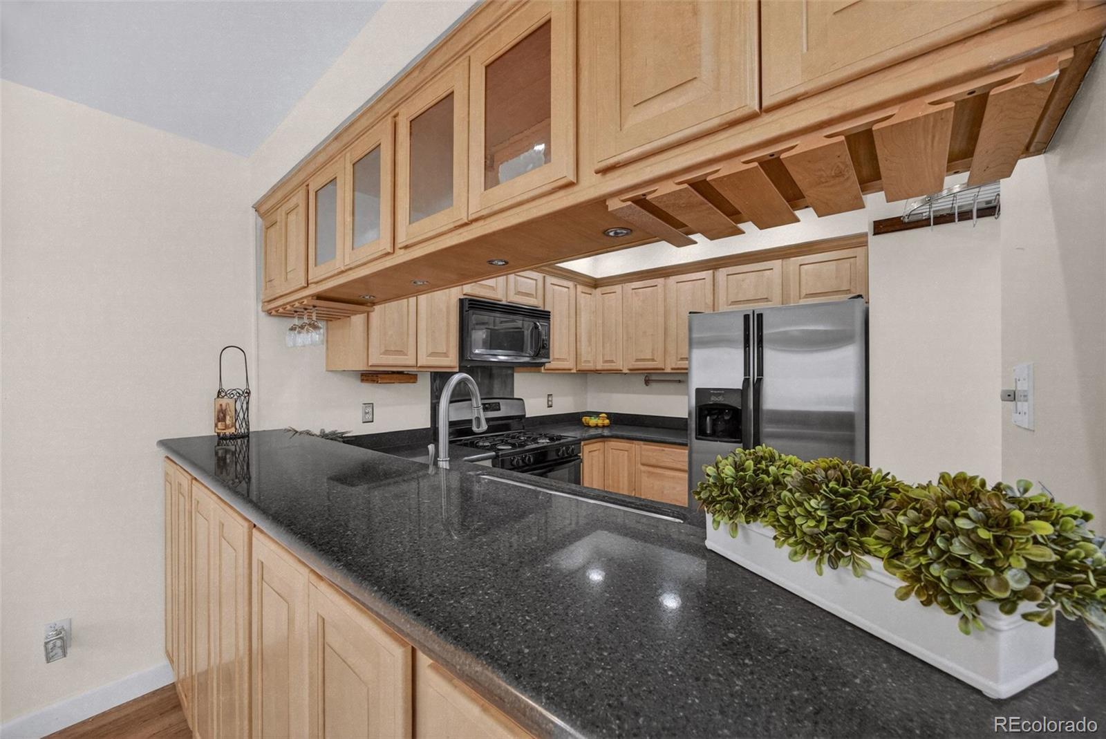 MLS Image #12 for 1990 s helena street e,aurora, Colorado