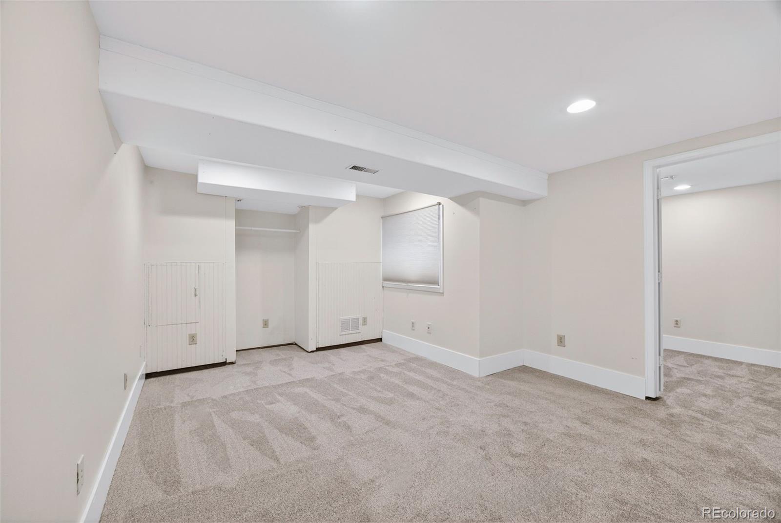 MLS Image #30 for 1990 s helena street e,aurora, Colorado