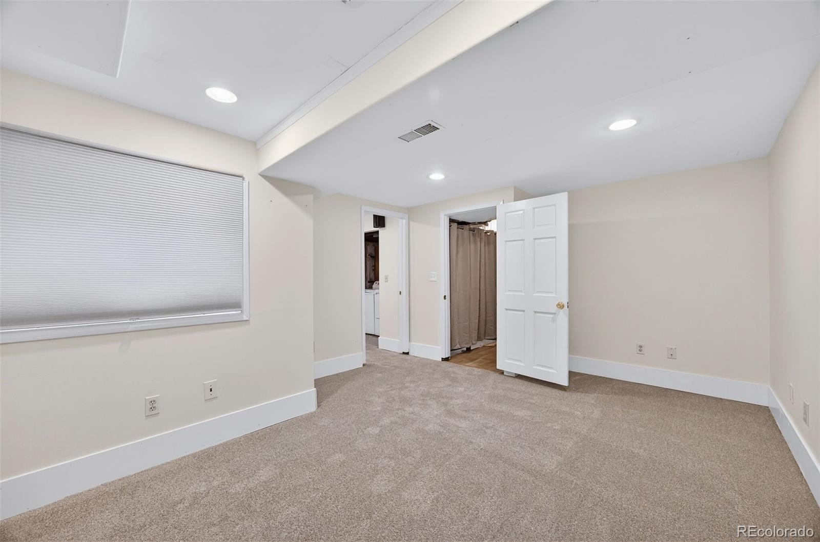 MLS Image #31 for 1990 s helena street e,aurora, Colorado