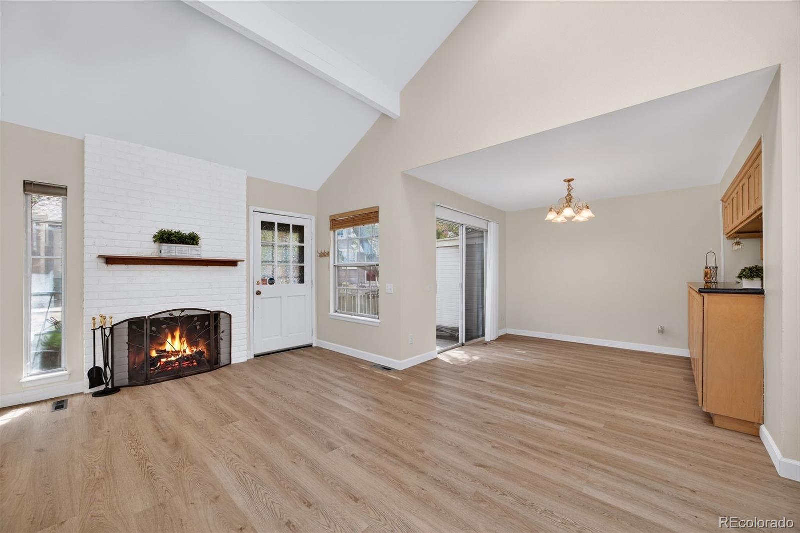 MLS Image #6 for 1990 s helena street e,aurora, Colorado