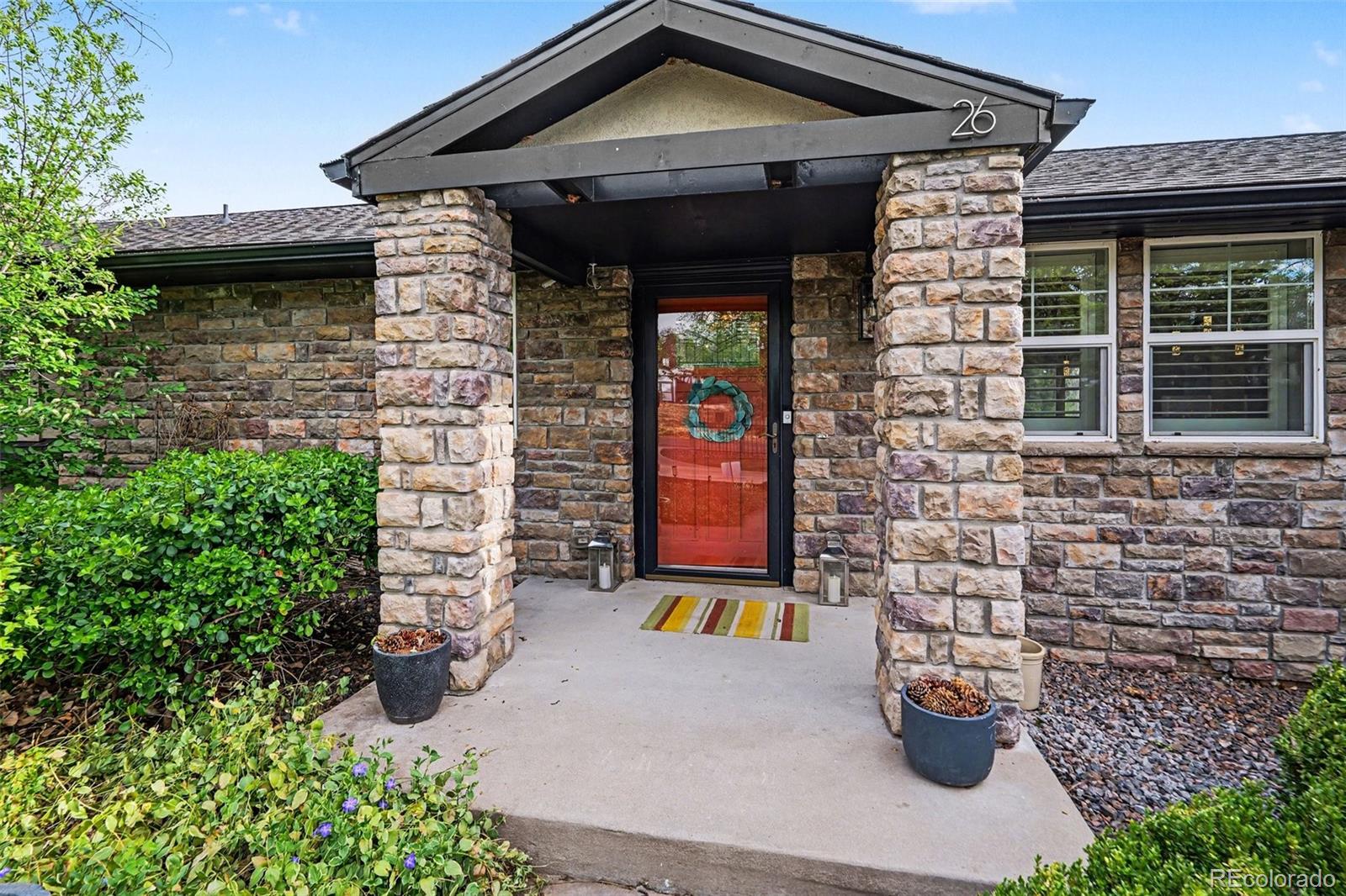 MLS Image #2 for 26  lindenwood drive,littleton, Colorado