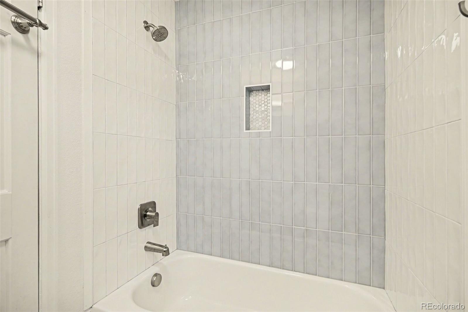 MLS Image #25 for 26  lindenwood drive,littleton, Colorado