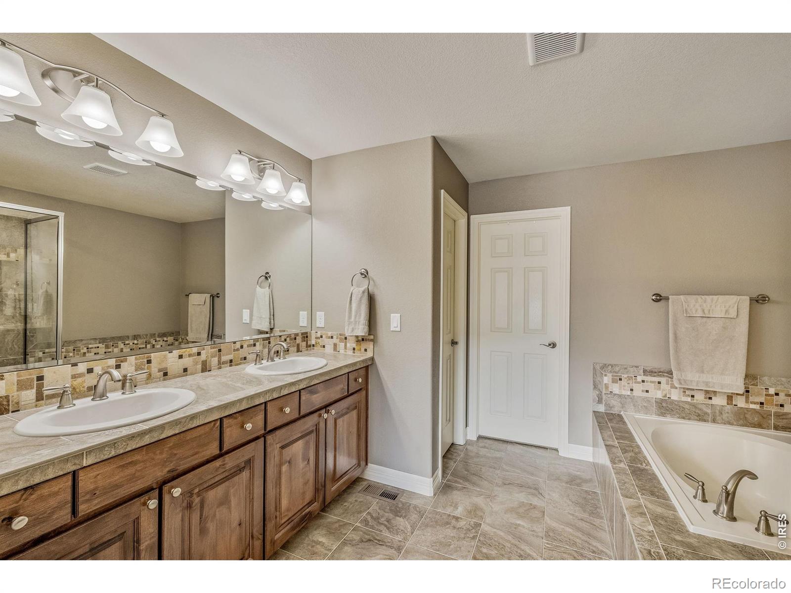 MLS Image #20 for 4740  raven run,broomfield, Colorado