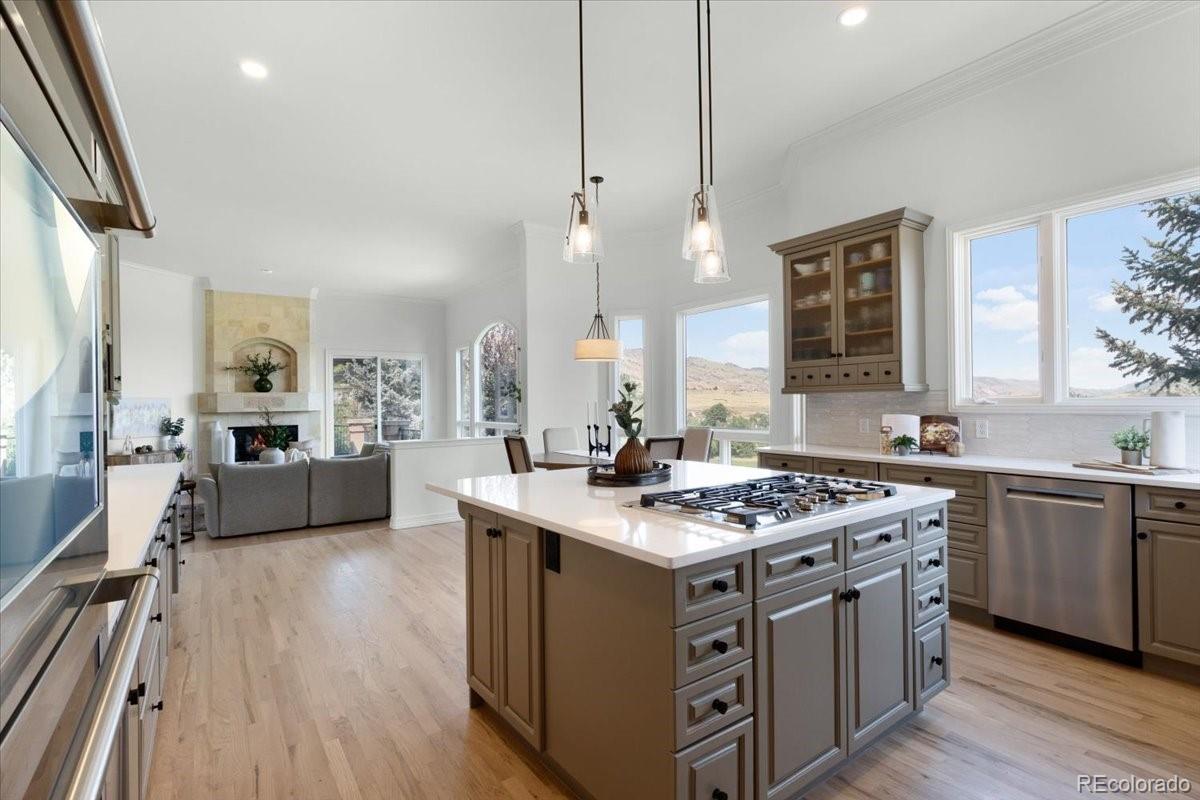 MLS Image #15 for 16223  red deer court,morrison, Colorado