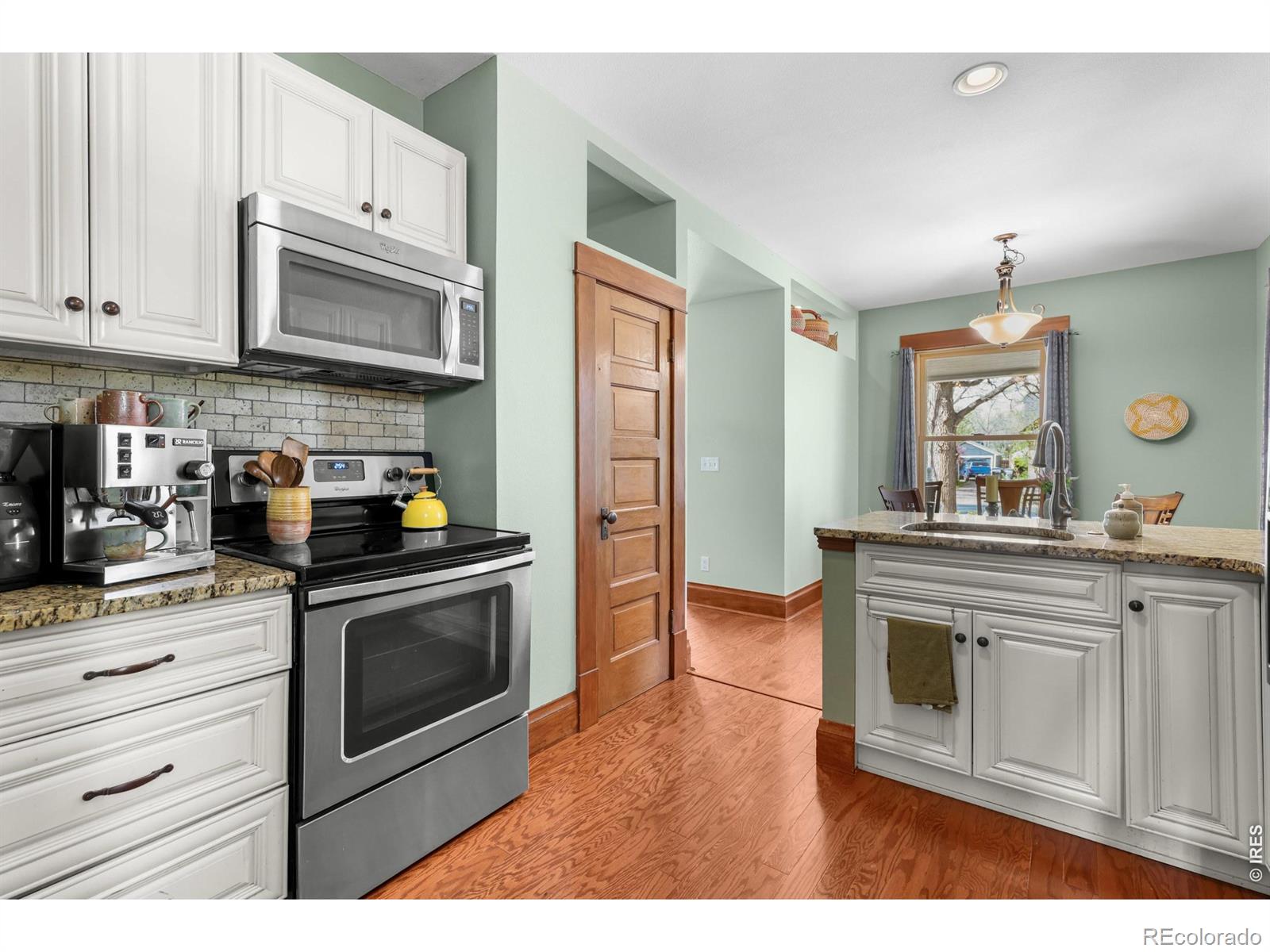 MLS Image #15 for 7  6th avenue,longmont, Colorado