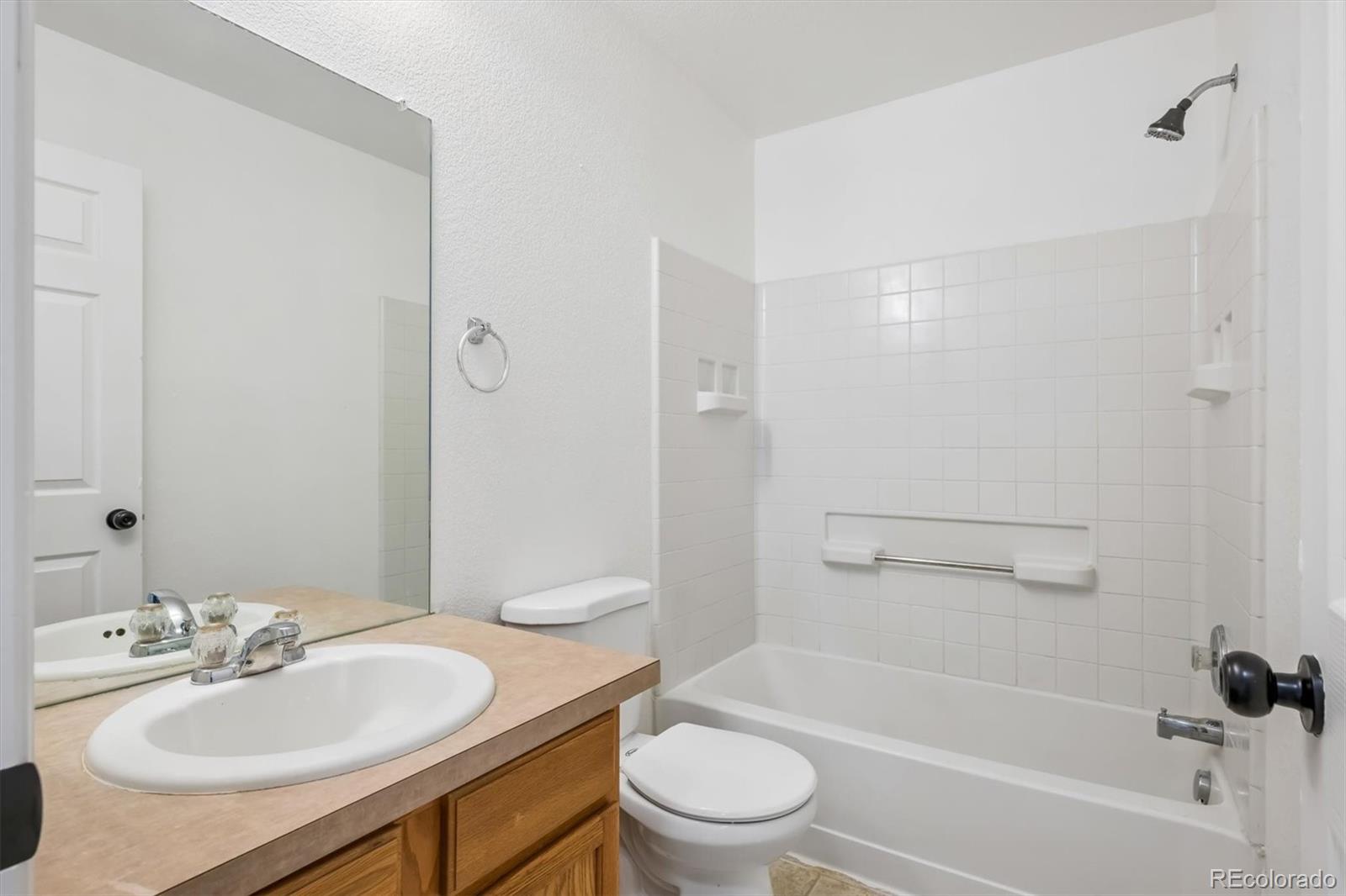 MLS Image #15 for 23552 e alabama drive,aurora, Colorado