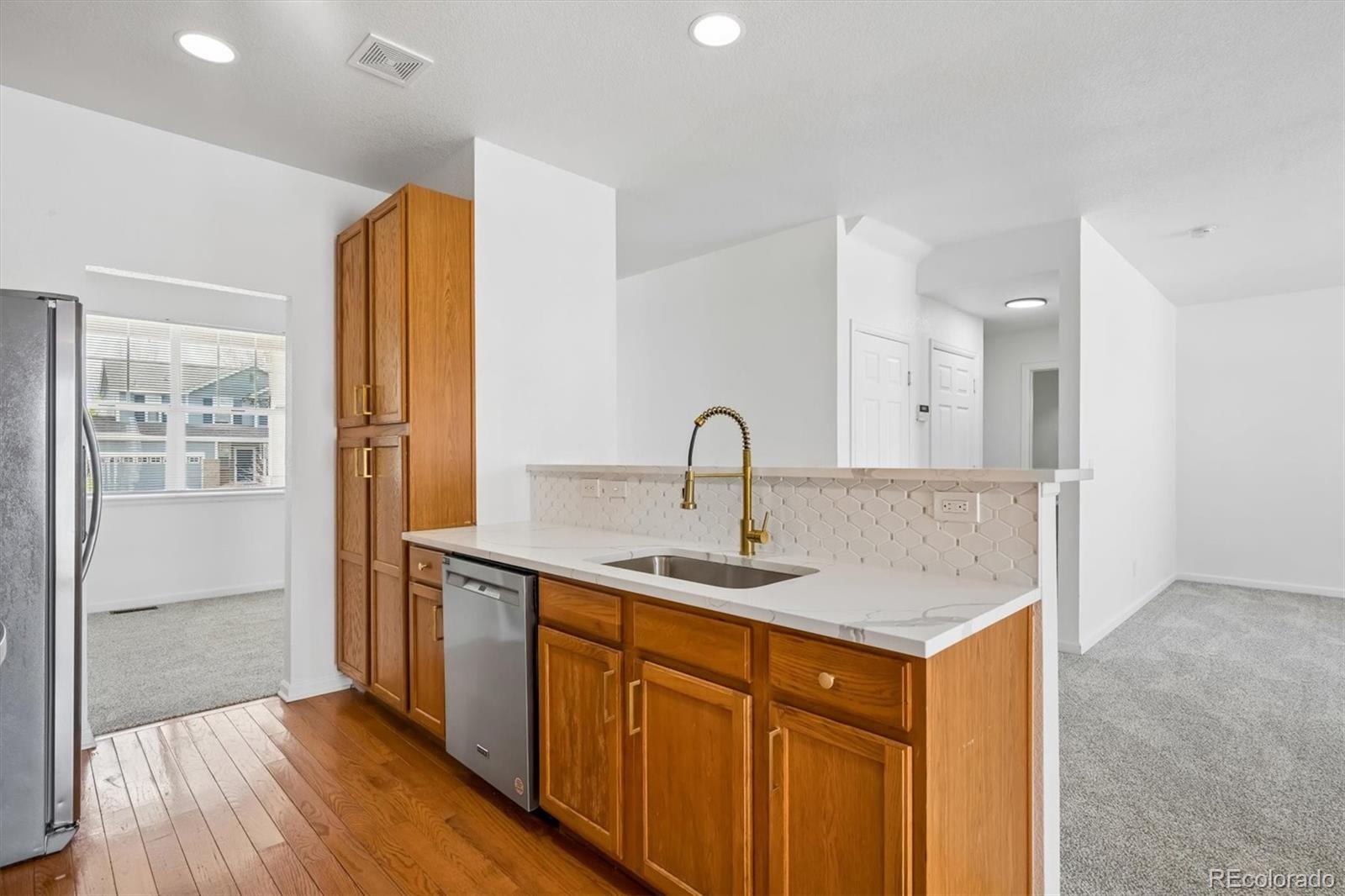 MLS Image #6 for 23552 e alabama drive,aurora, Colorado
