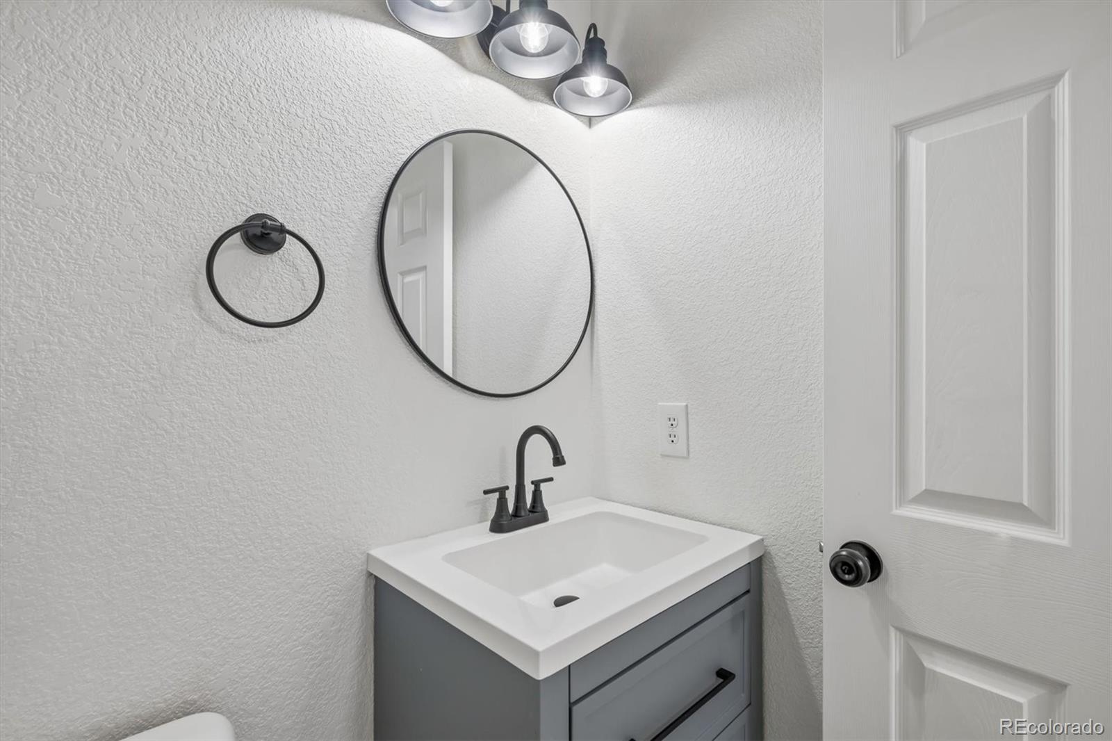 MLS Image #8 for 23552 e alabama drive,aurora, Colorado