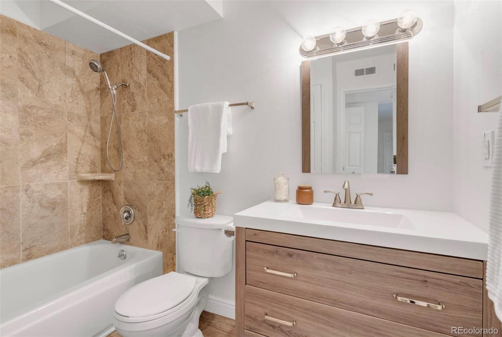 MLS Image #12 for 3613 s sheridan boulevard,denver, Colorado