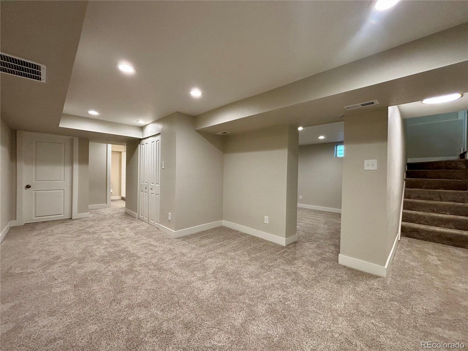MLS Image #17 for 2582 s high street,denver, Colorado