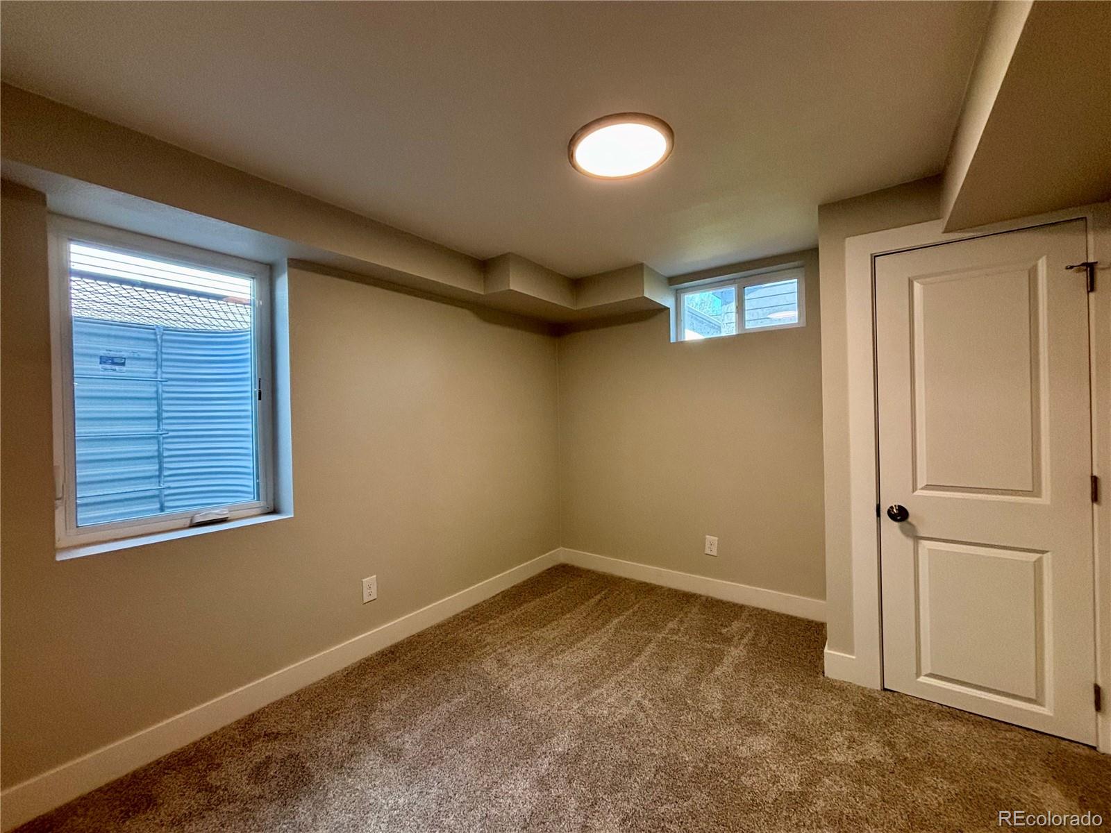 MLS Image #22 for 2582 s high street,denver, Colorado