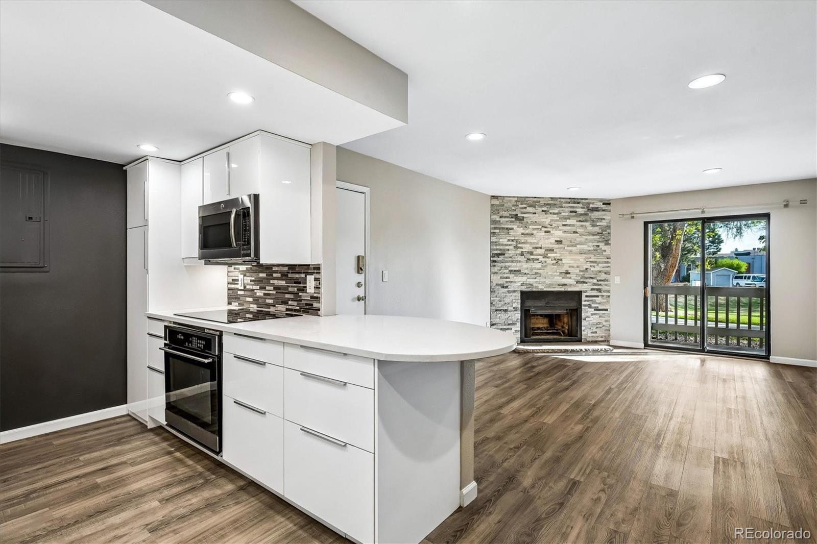 MLS Image #6 for 8335  fairmount drive 3-102,denver, Colorado