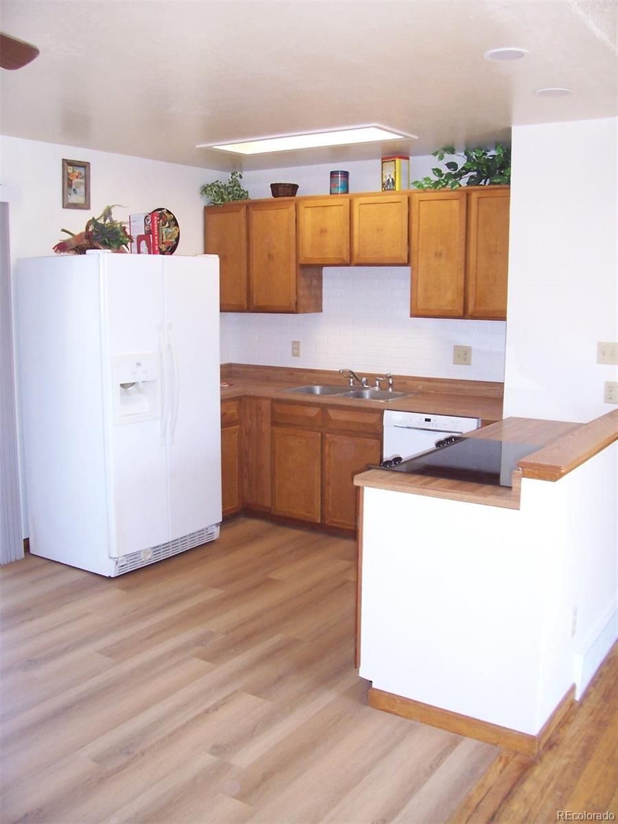 MLS Image #3 for 11779  acoma street,northglenn, Colorado